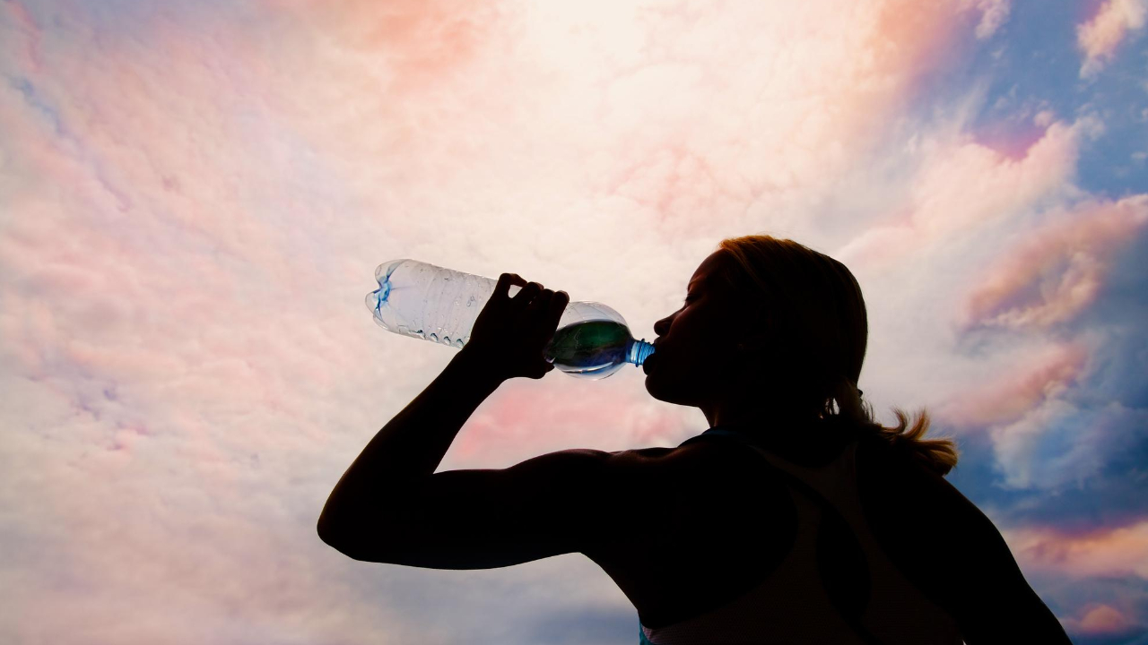 10 Signs Your Body Is Chronically Dehydrated