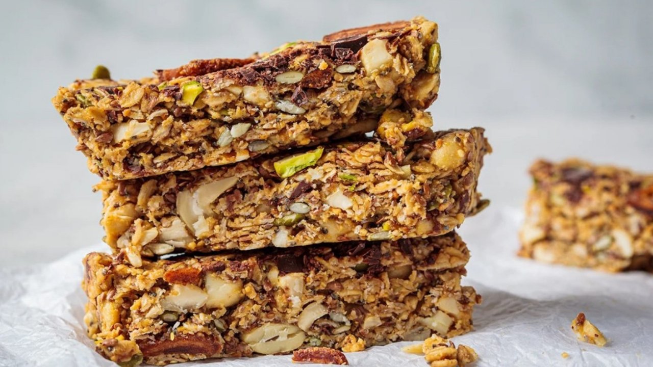 The Surprising Truth About Protein Bars: 14 Things You Should Know